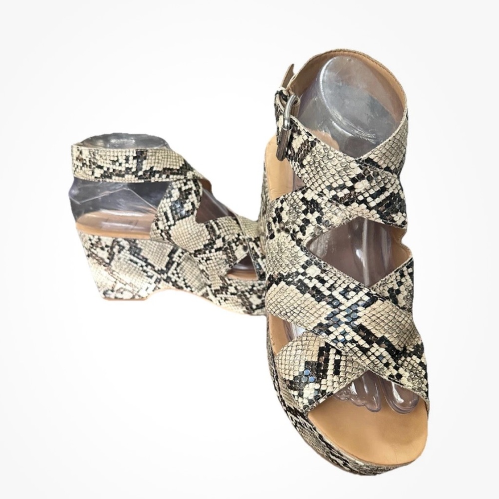 Dolce Vita Lenni Snake Print Leather Wedge Platform Sandal Shoes Python 7.5